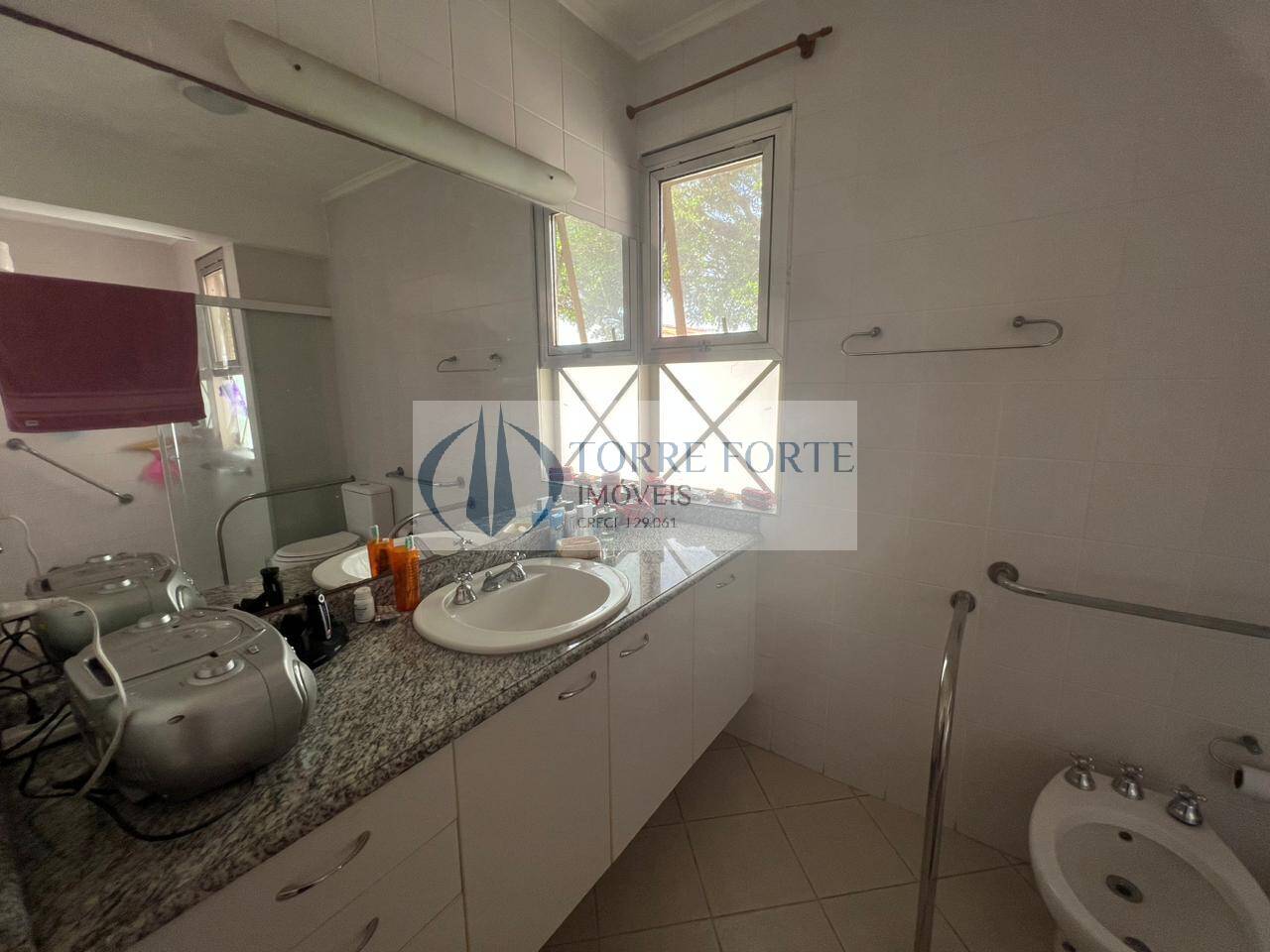 Casa à venda com 4 quartos, 295m² - Foto 51