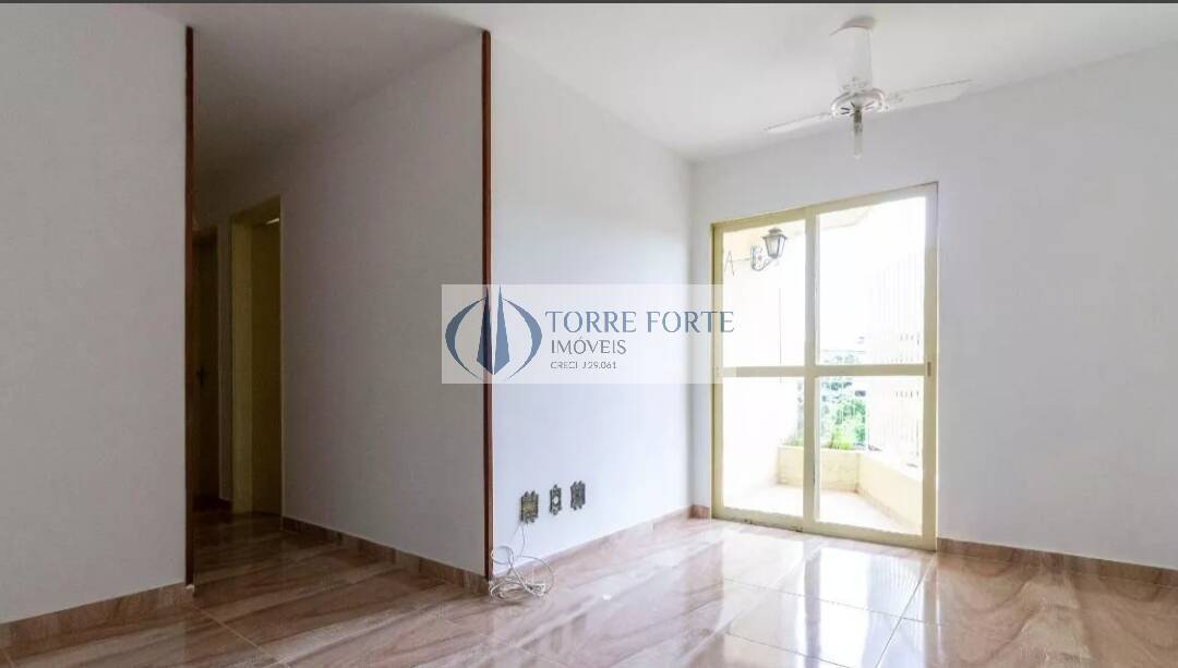 Apartamento à venda com 2 quartos, 59m² - Foto 11