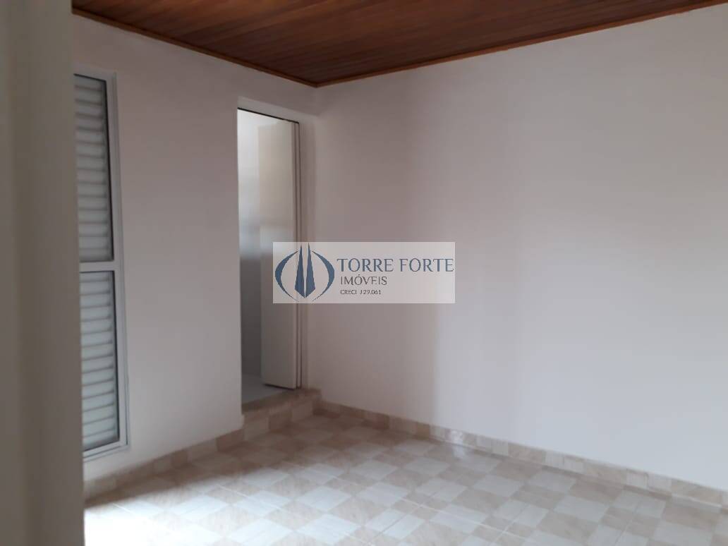 Casa à venda com 2 quartos, 80m² - Foto 5