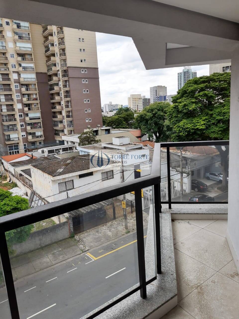 Apartamento à venda com 3 quartos, 82m² - Foto 3