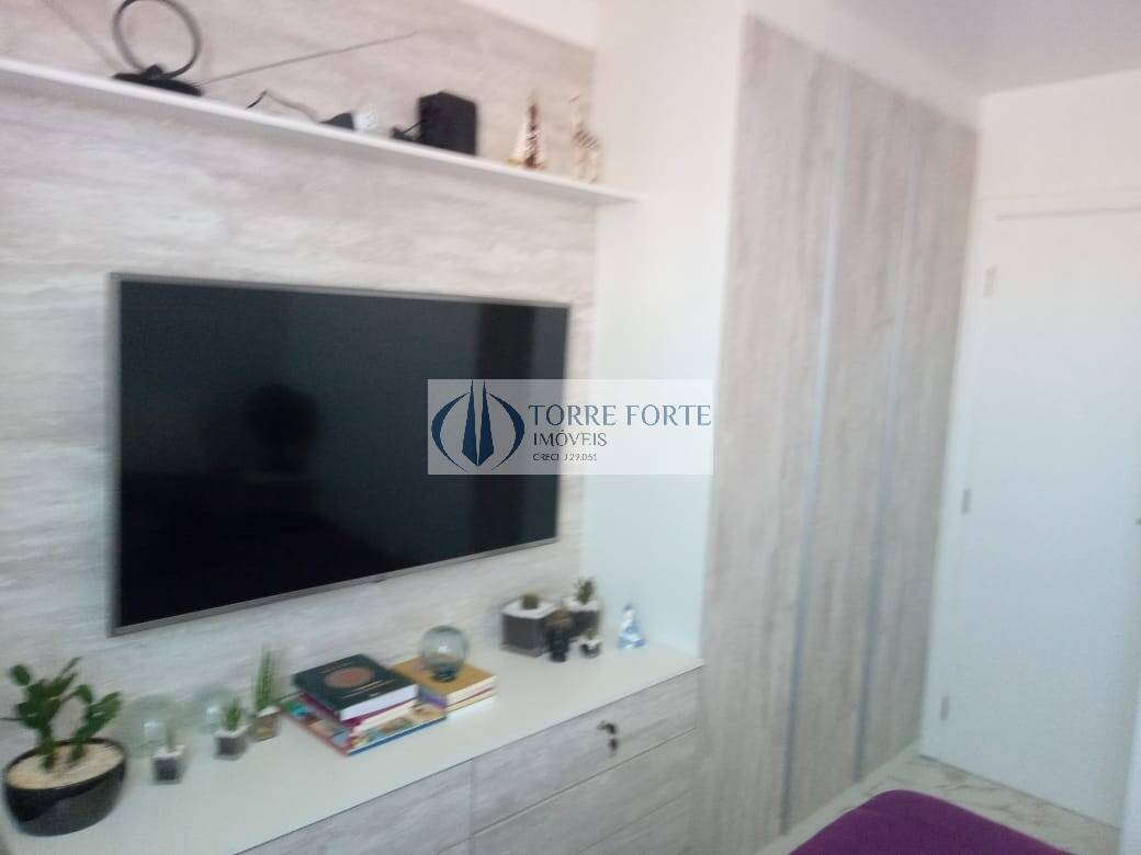 Apartamento à venda com 3 quartos, 73m² - Foto 2