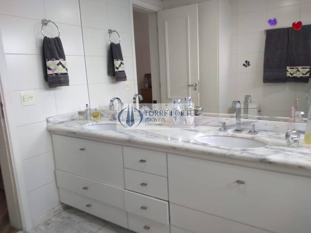 Apartamento à venda com 3 quartos, 151m² - Foto 20