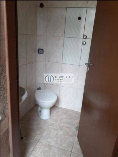 Sobrado à venda com 3 quartos, 240m² - Foto 15