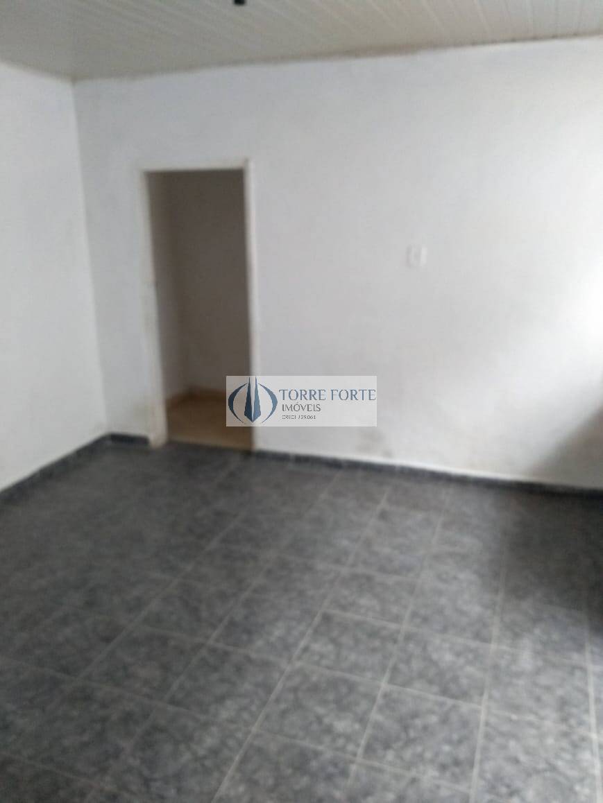 Casa à venda com 3 quartos, 230m² - Foto 14