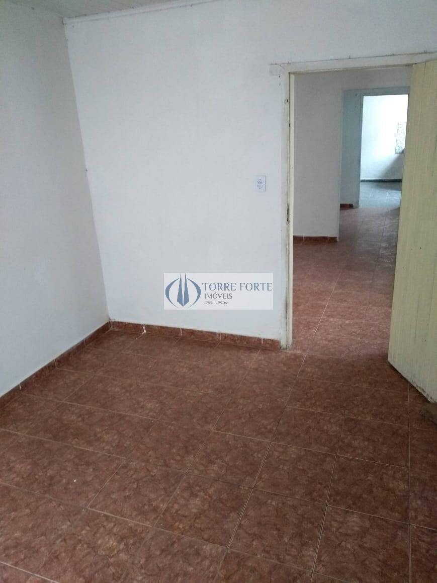 Casa à venda com 3 quartos, 230m² - Foto 15