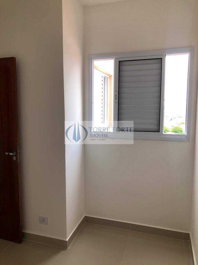 Apartamento à venda com 2 quartos, 42m² - Foto 19