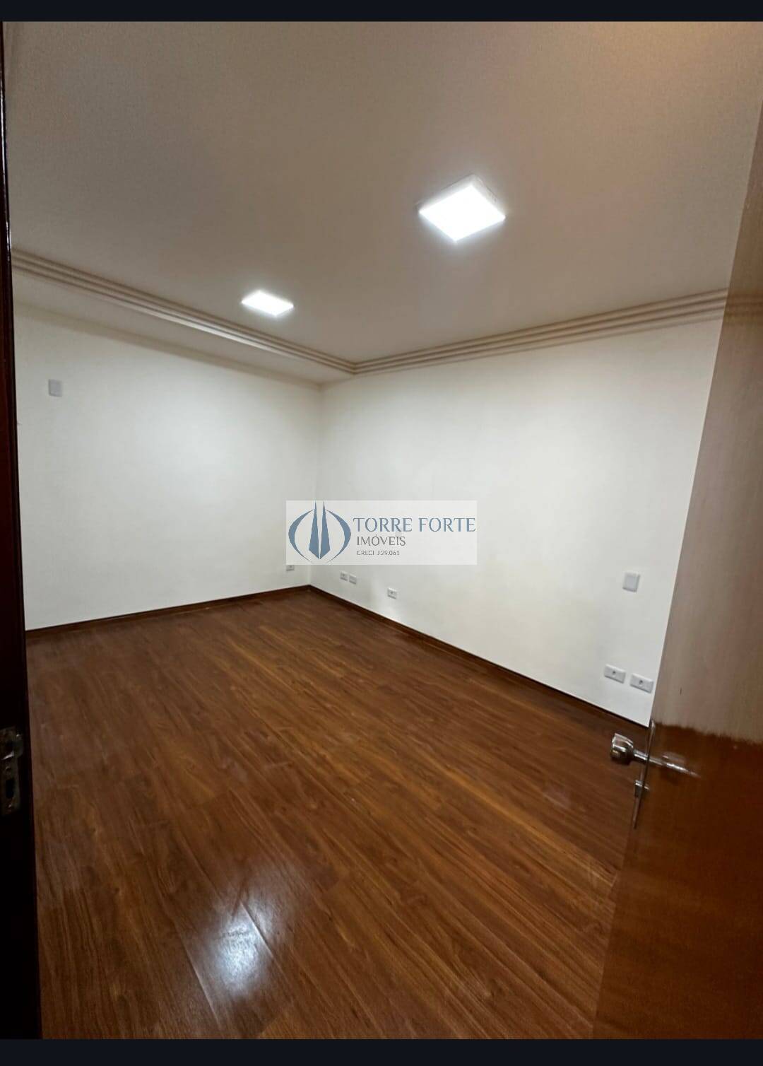 Sobrado para alugar com 7 quartos, 380m² - Foto 12