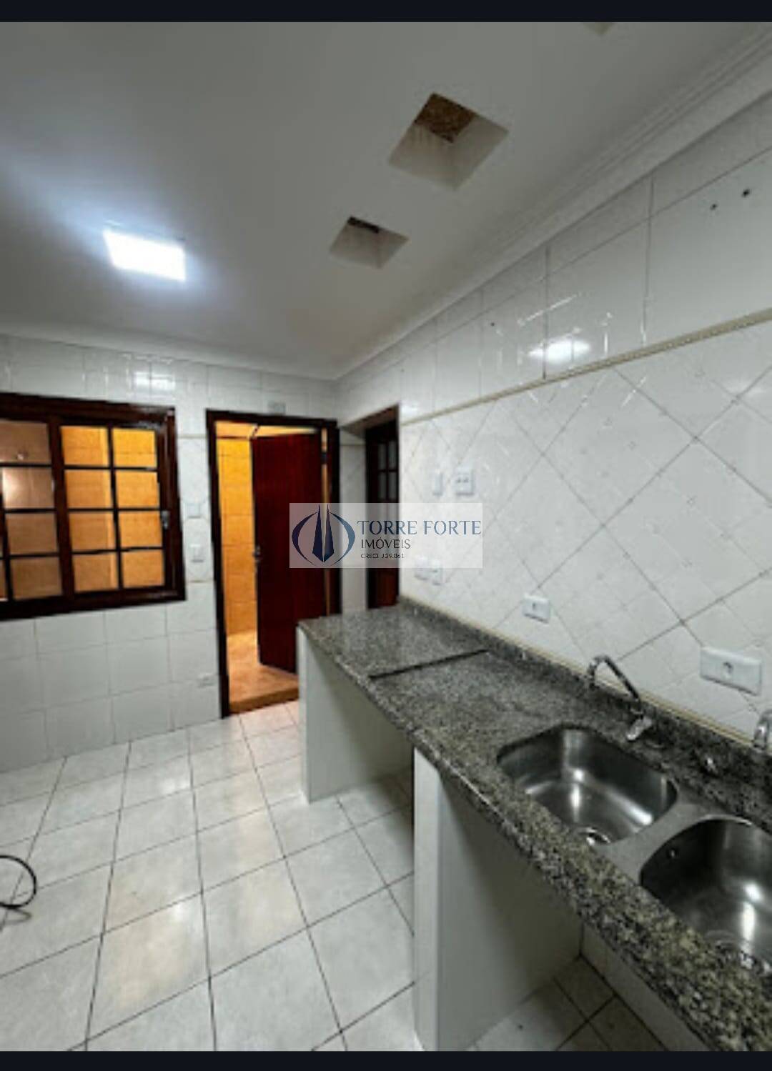 Sobrado para alugar com 7 quartos, 380m² - Foto 54