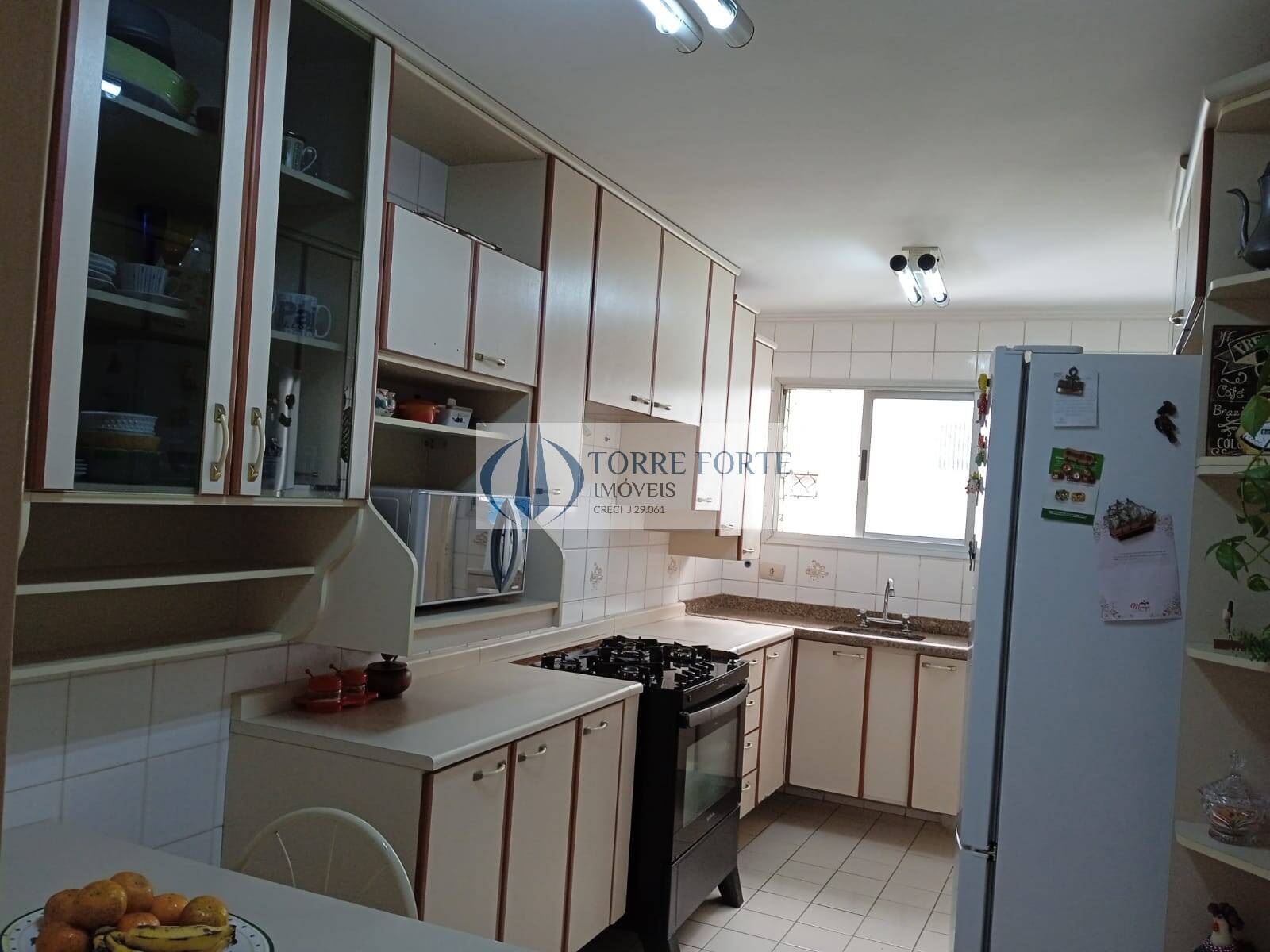 Apartamento à venda com 3 quartos, 82m² - Foto 16