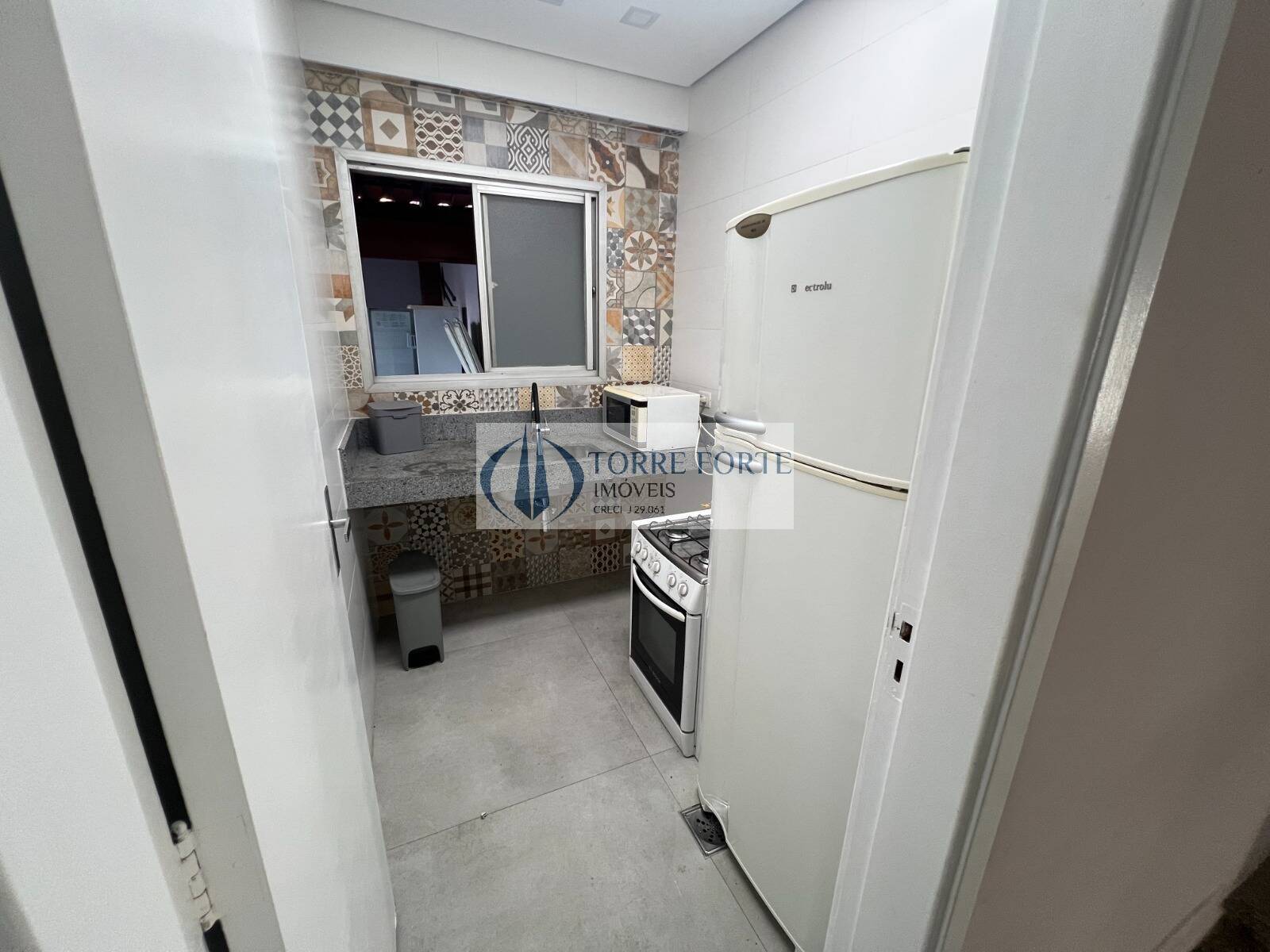 Apartamento para alugar com 2 quartos, 52m² - Foto 22