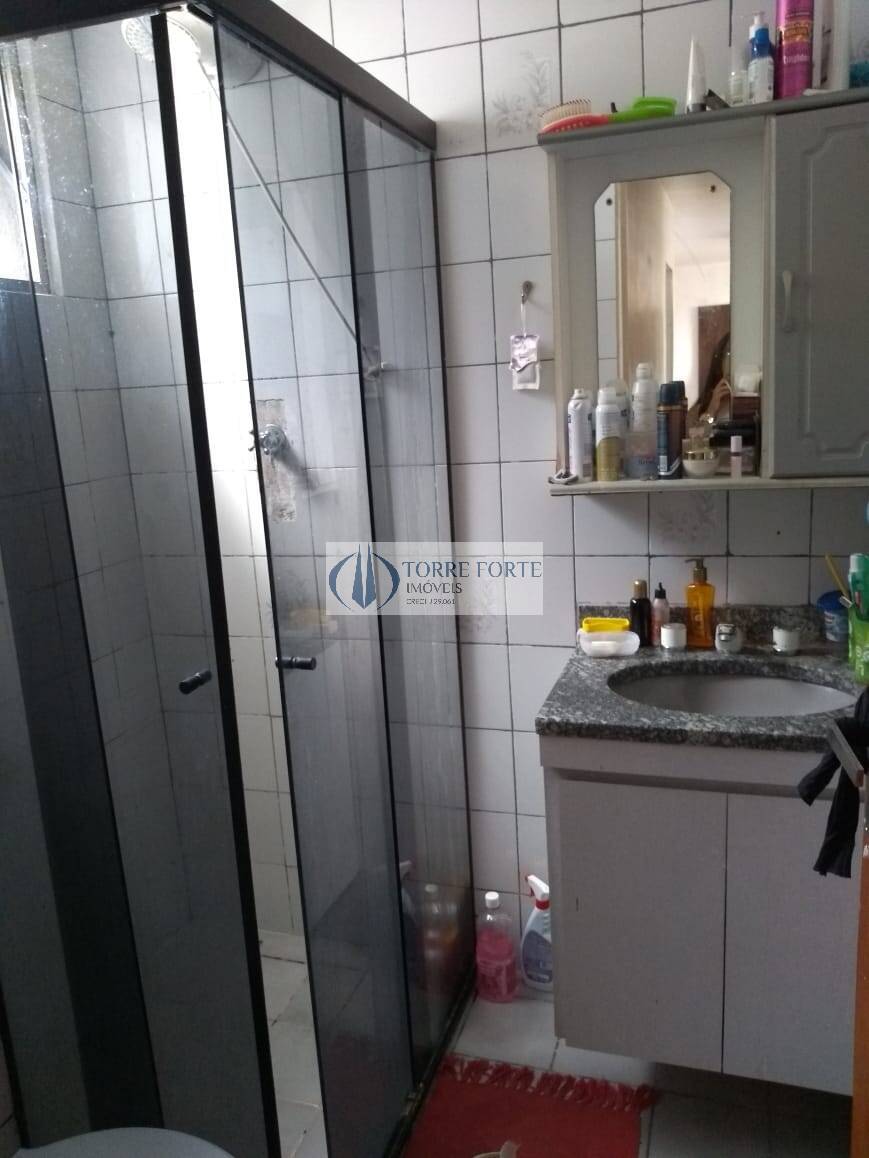 Apartamento à venda com 2 quartos, 60m² - Foto 13