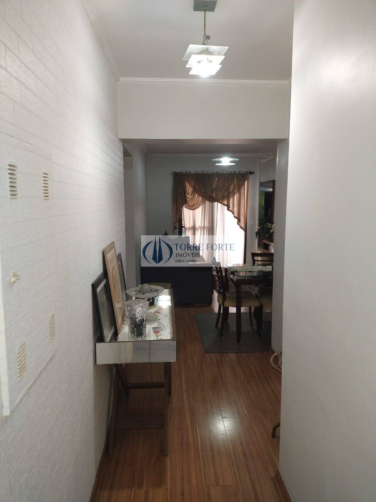 Apartamento para alugar com 2 quartos, 73m² - Foto 3