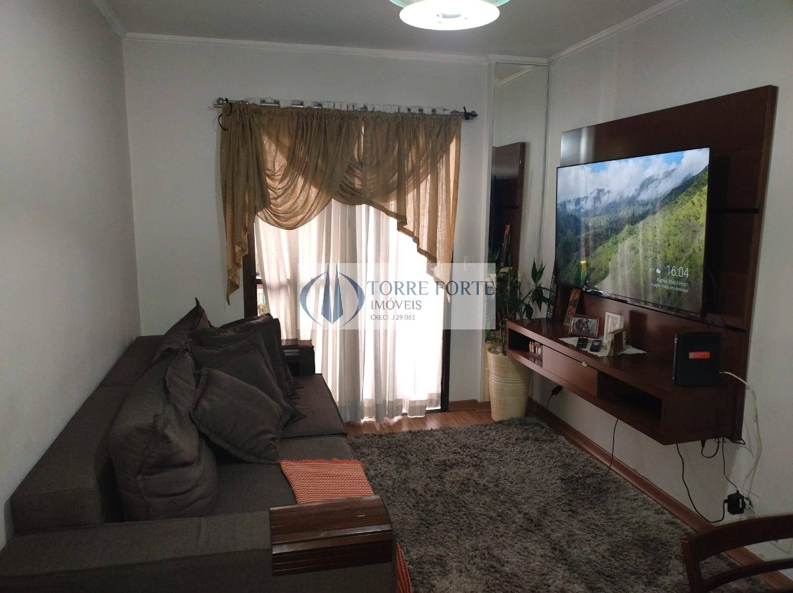 Apartamento para alugar com 2 quartos, 73m² - Foto 2