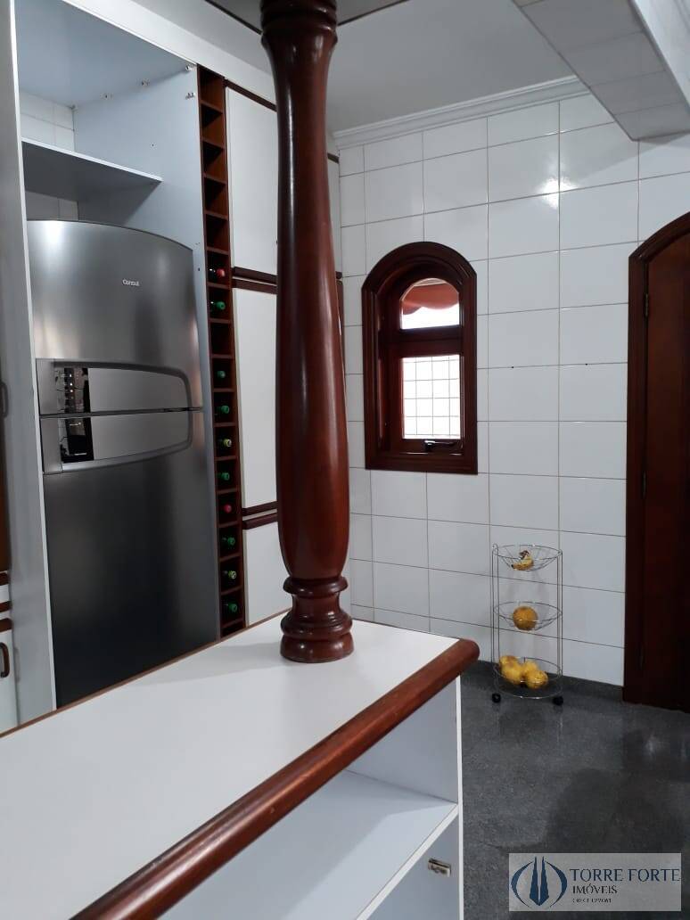 Sobrado à venda com 3 quartos, 415m² - Foto 11