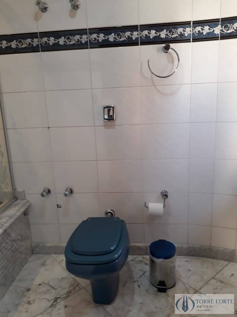 Sobrado à venda com 3 quartos, 415m² - Foto 37