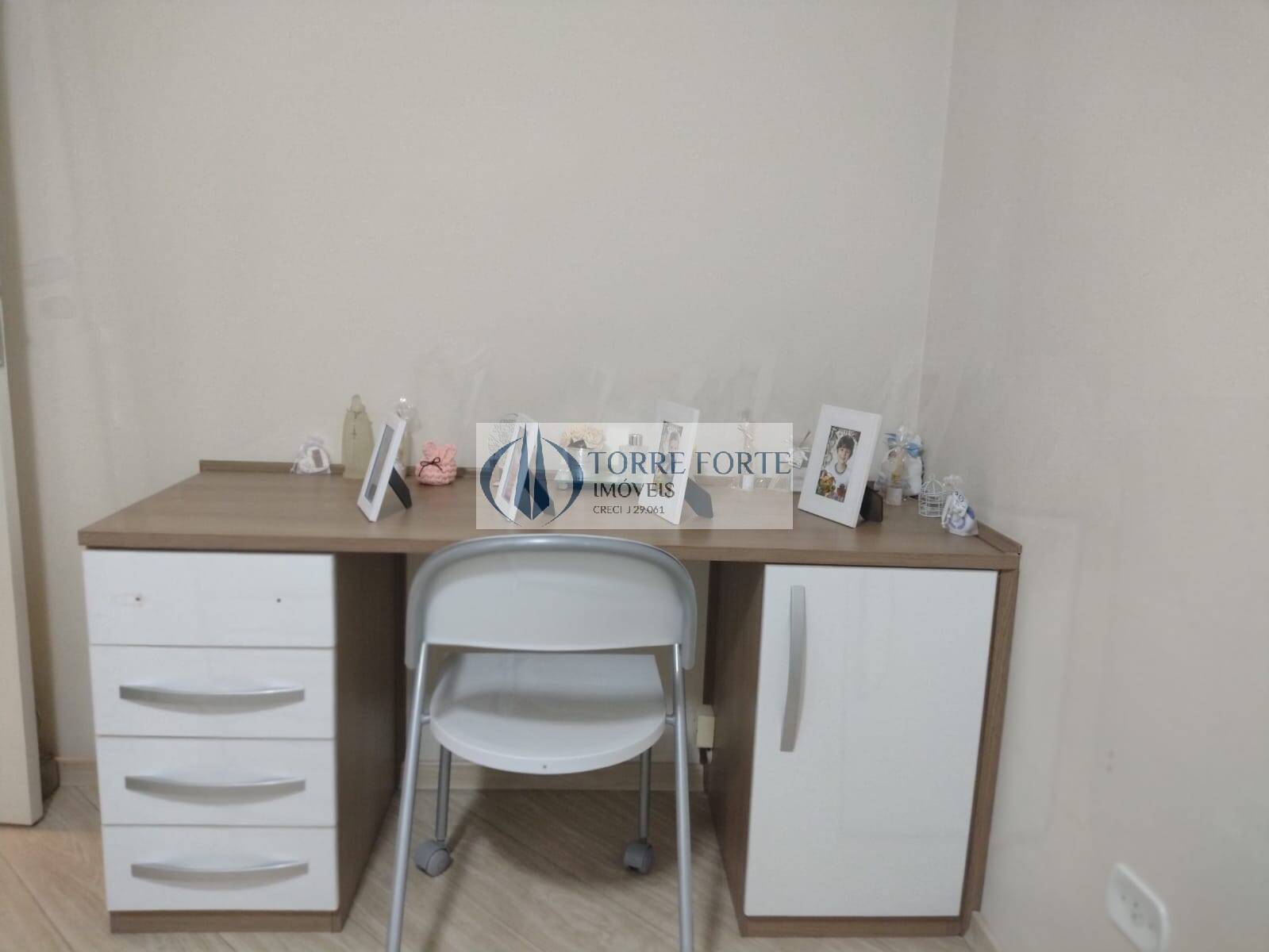 Apartamento à venda com 3 quartos, 76m² - Foto 7