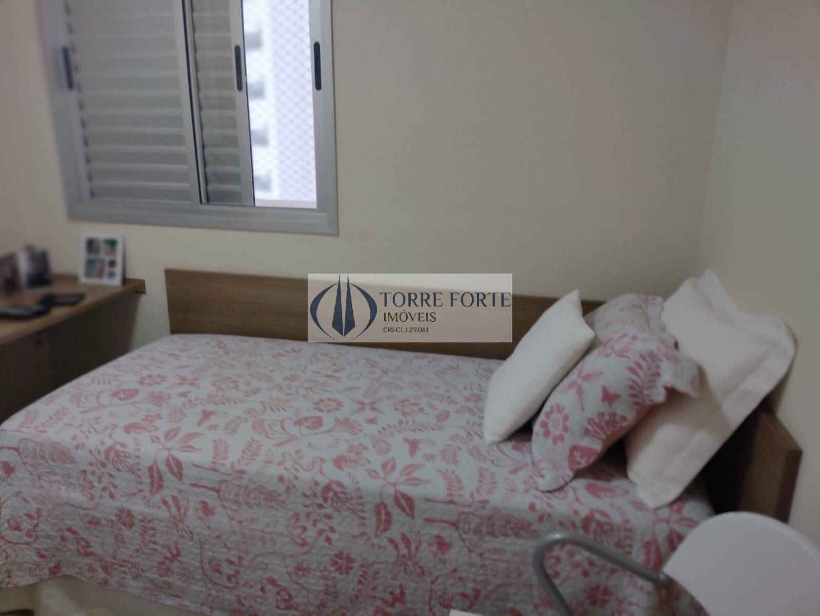 Apartamento à venda com 3 quartos, 76m² - Foto 10