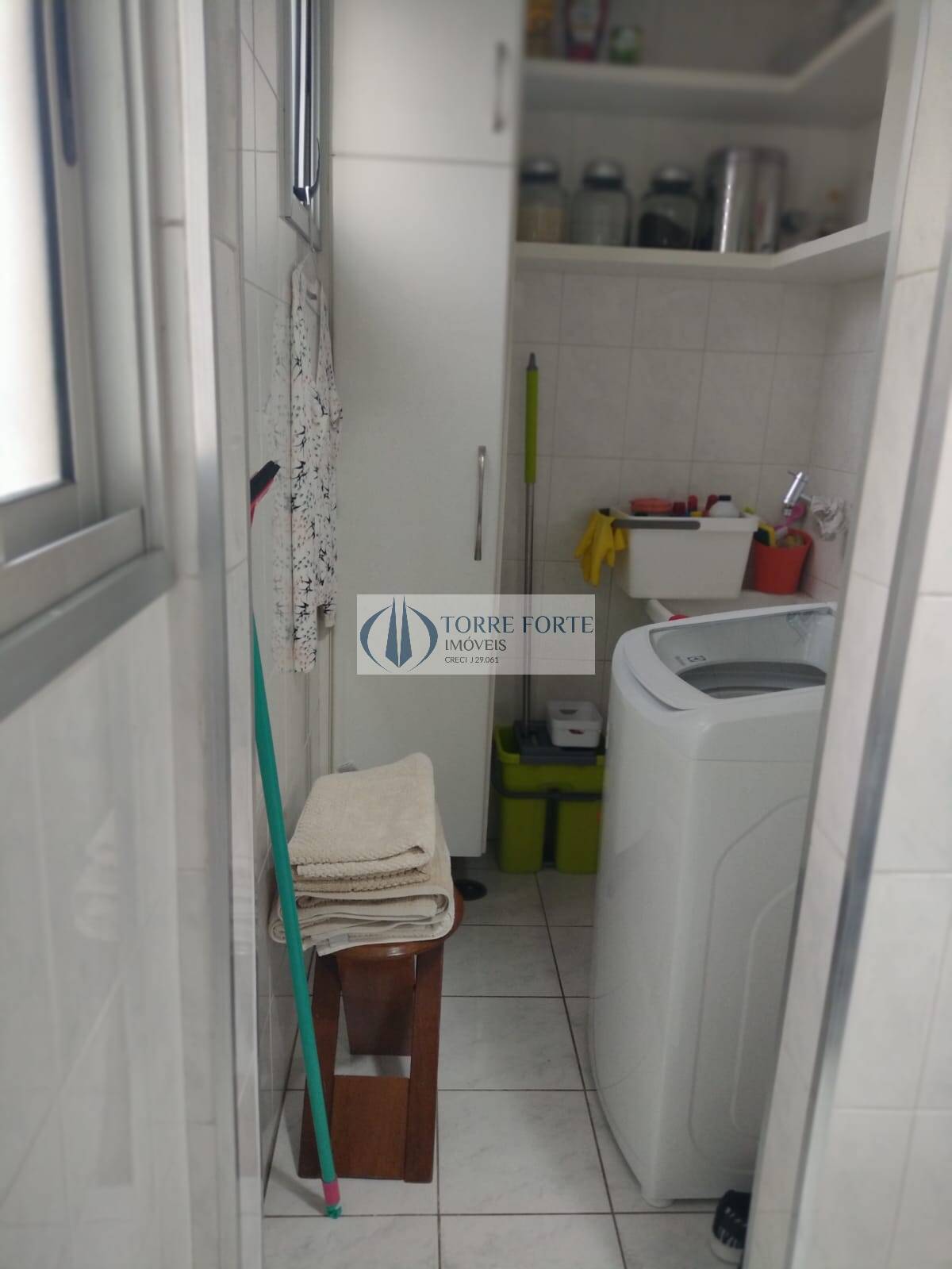 Apartamento à venda com 3 quartos, 76m² - Foto 17