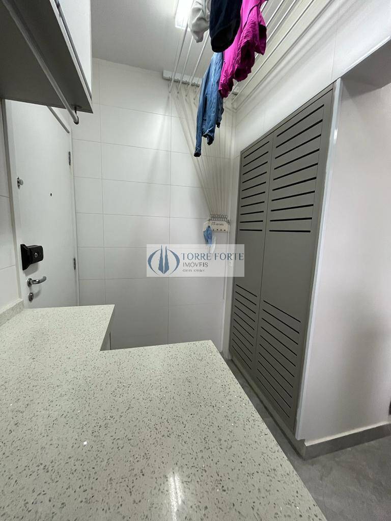 Apartamento à venda com 3 quartos, 151m² - Foto 19