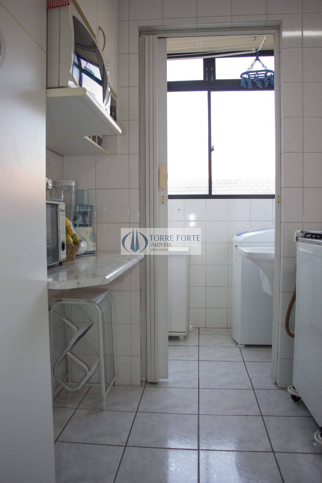 Apartamento à venda com 2 quartos, 52m² - Foto 2