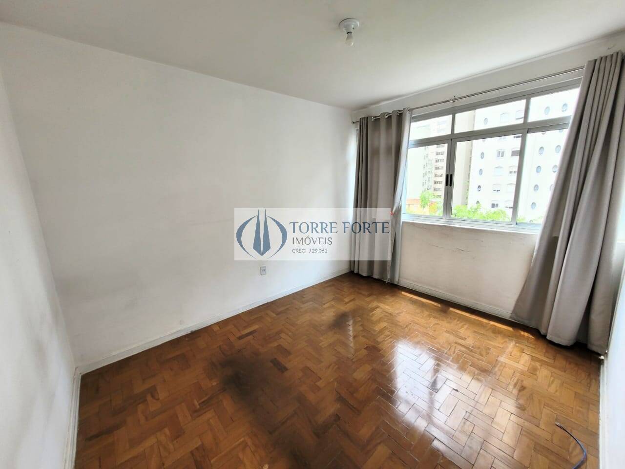 Apartamento à venda com 1 quarto, 48m² - Foto 1