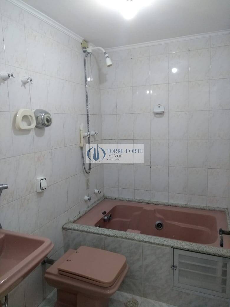 Apartamento à venda com 3 quartos, 104m² - Foto 2