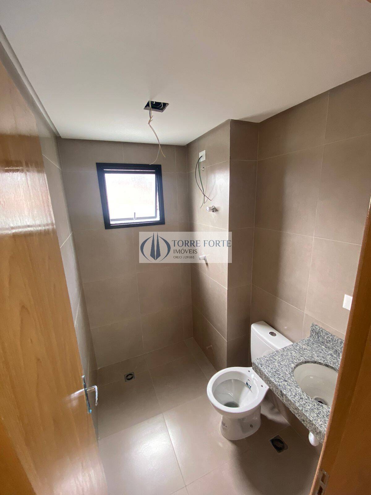 Apartamento à venda com 2 quartos, 42m² - Foto 12