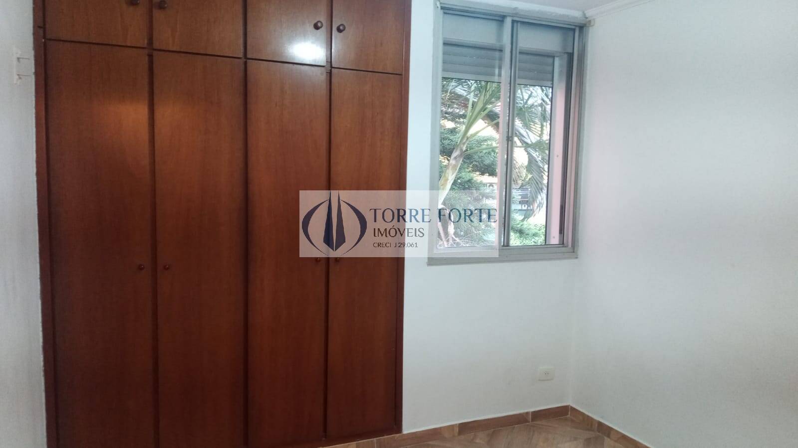 Apartamento à venda com 2 quartos, 72m² - Foto 11