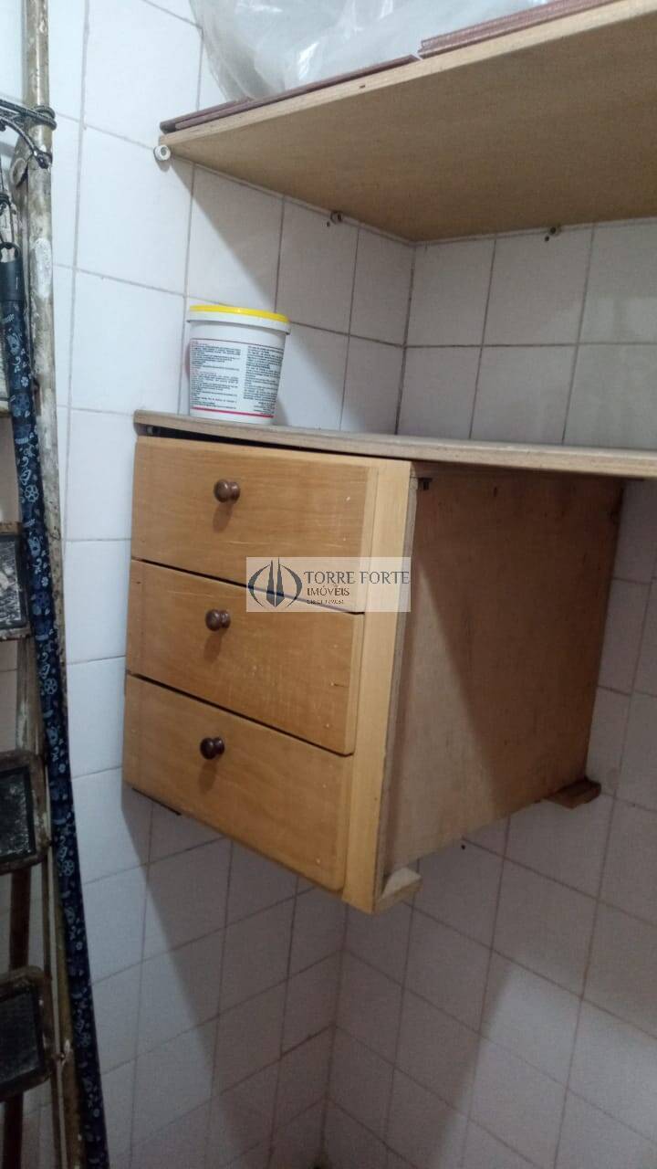 Apartamento à venda com 2 quartos, 72m² - Foto 13