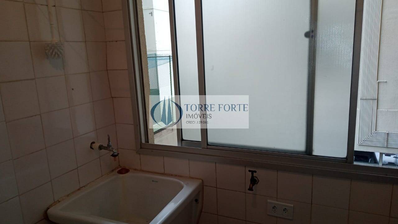 Apartamento à venda com 2 quartos, 72m² - Foto 18