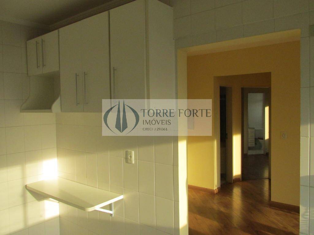 Apartamento à venda com 2 quartos, 67m² - Foto 13