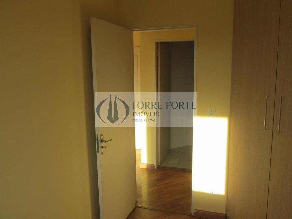 Apartamento à venda com 2 quartos, 67m² - Foto 20