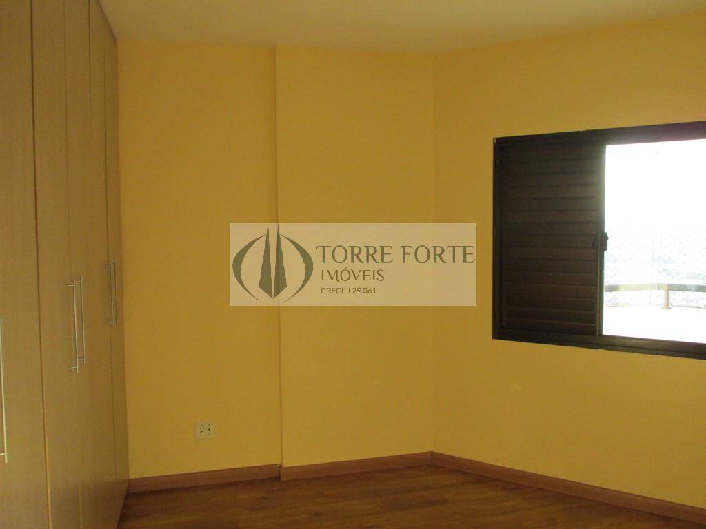 Apartamento à venda com 2 quartos, 67m² - Foto 21