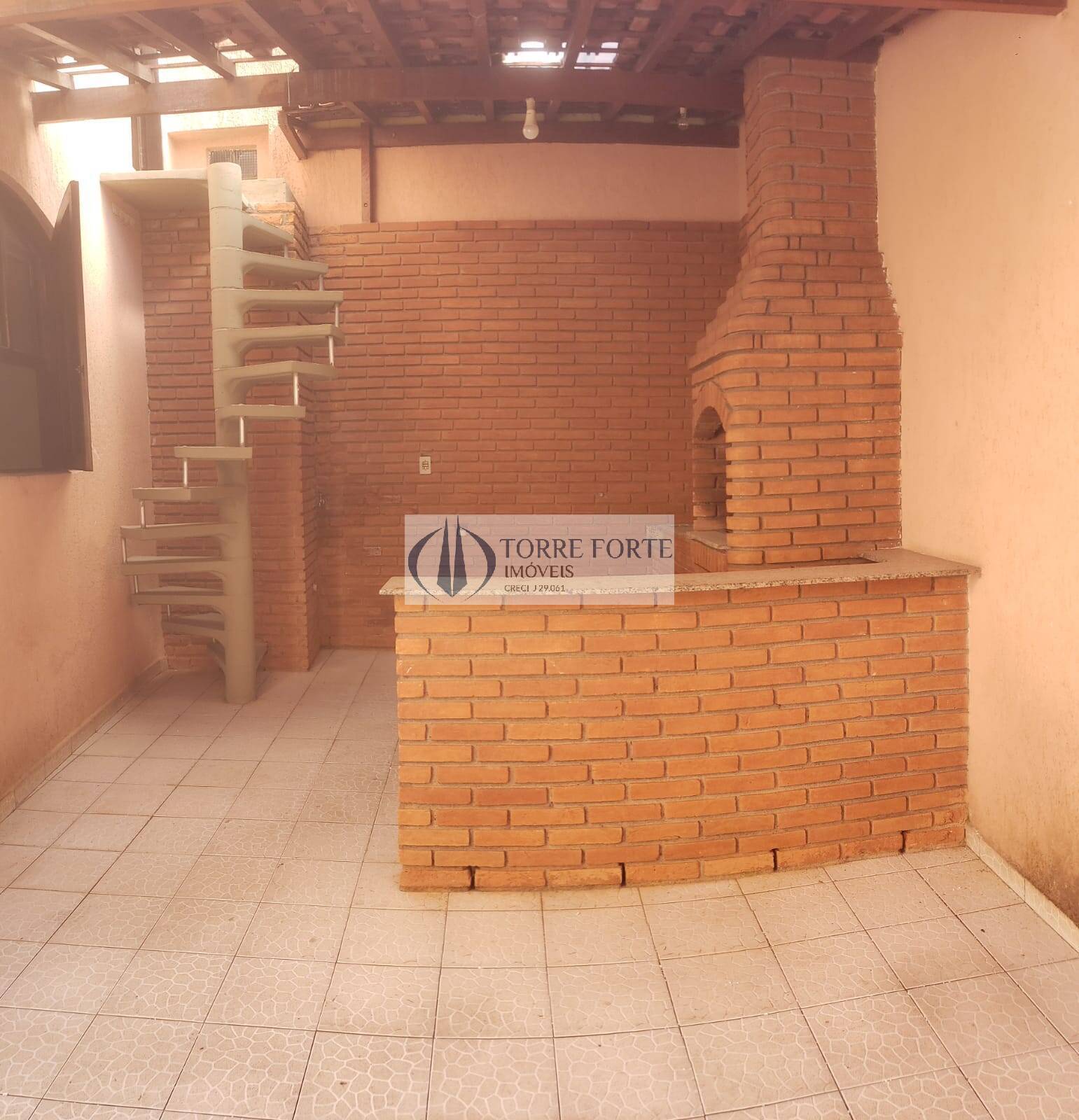 Casa à venda com 4 quartos, 140m² - Foto 6