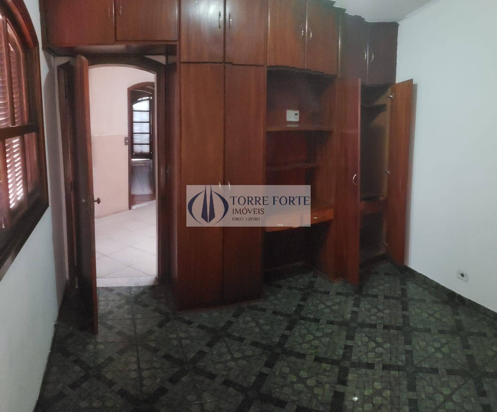 Casa à venda com 4 quartos, 140m² - Foto 16