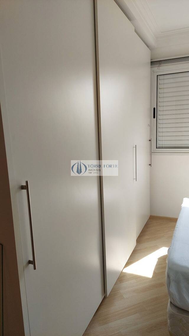 Apartamento à venda com 2 quartos, 67m² - Foto 10