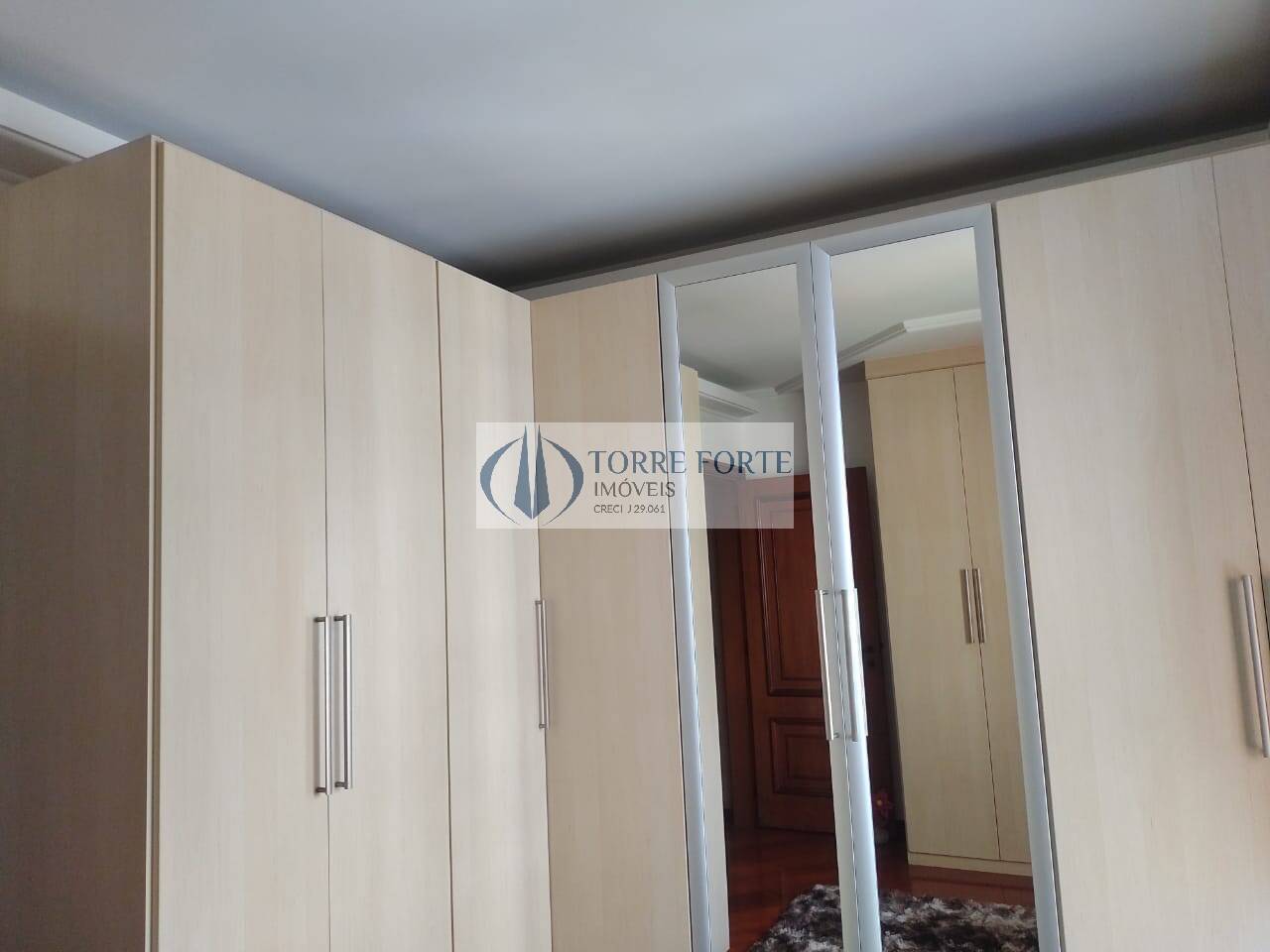 Apartamento à venda com 4 quartos, 188m² - Foto 12