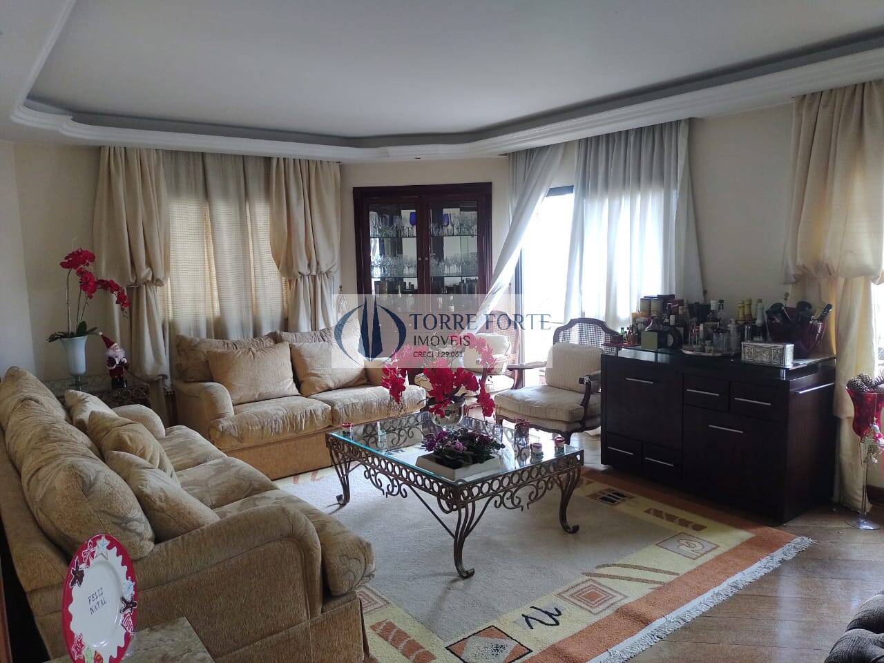 Apartamento à venda com 4 quartos, 188m² - Foto 24