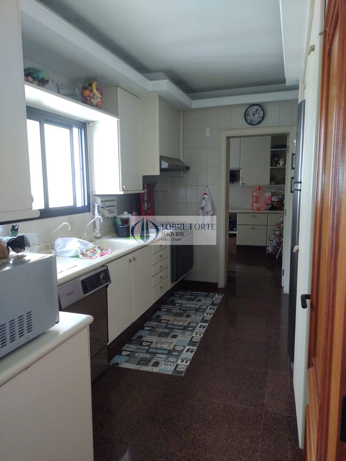 Apartamento à venda com 4 quartos, 188m² - Foto 35