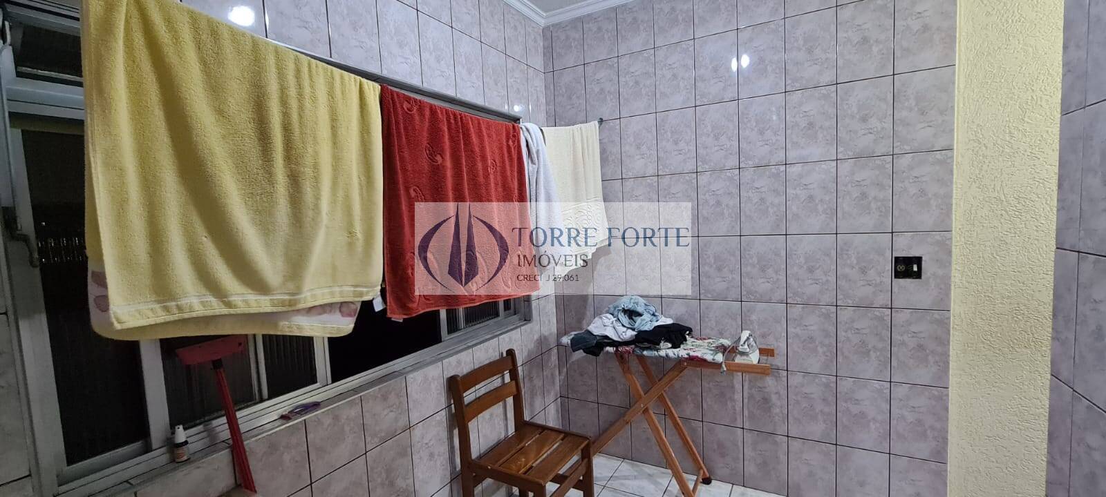 Casa à venda com 3 quartos, 194m² - Foto 15