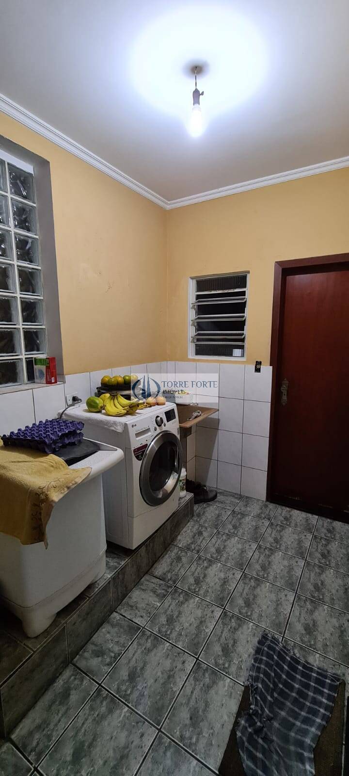 Casa à venda com 3 quartos, 194m² - Foto 32