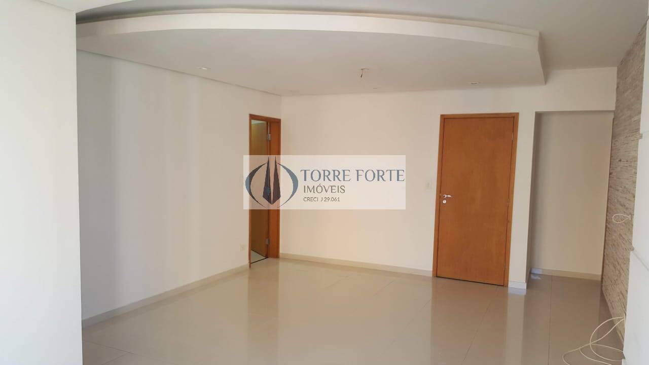 Apartamento à venda com 3 quartos, 134m² - Foto 10