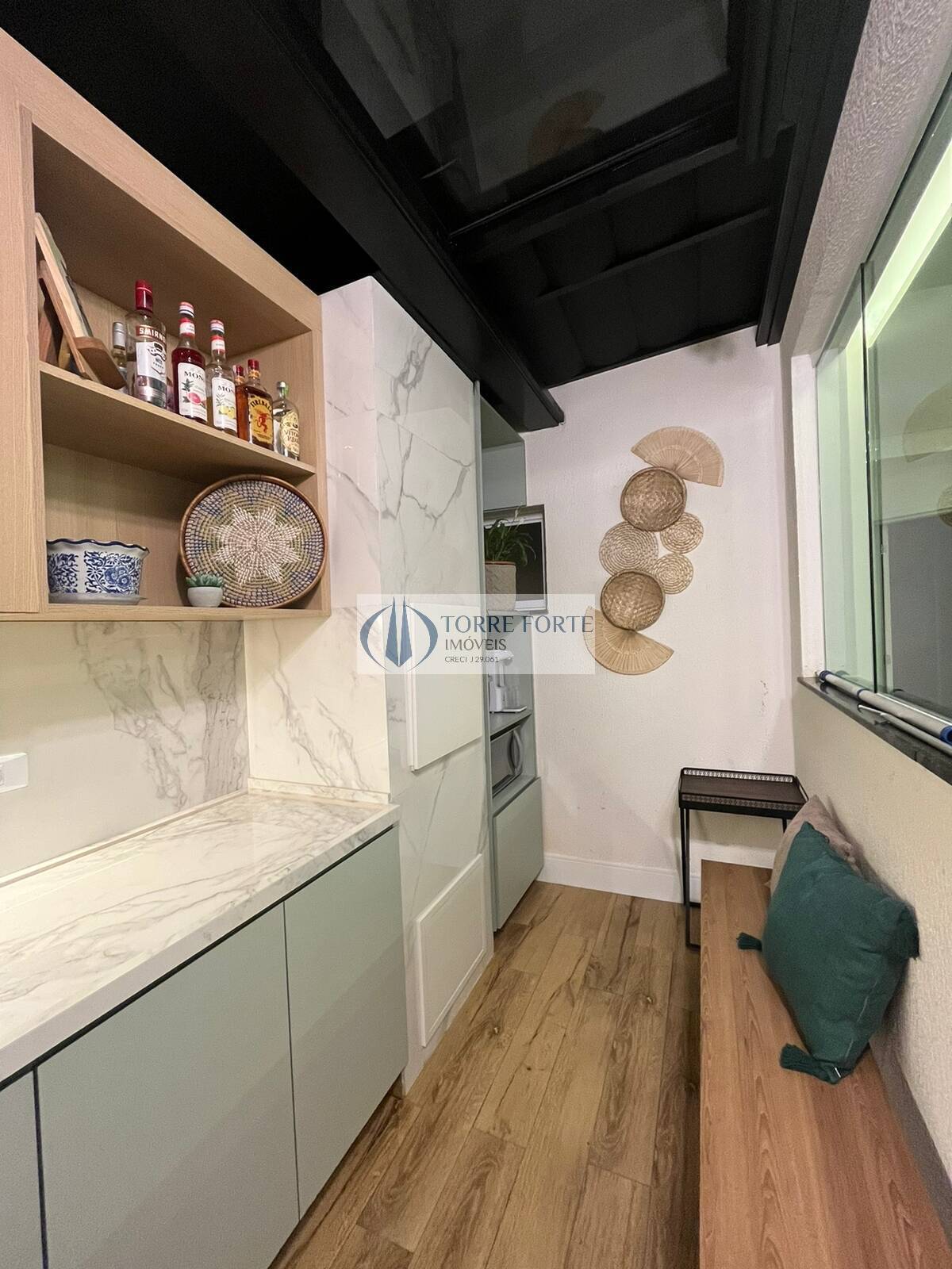 Apartamento à venda com 2 quartos, 79m² - Foto 3