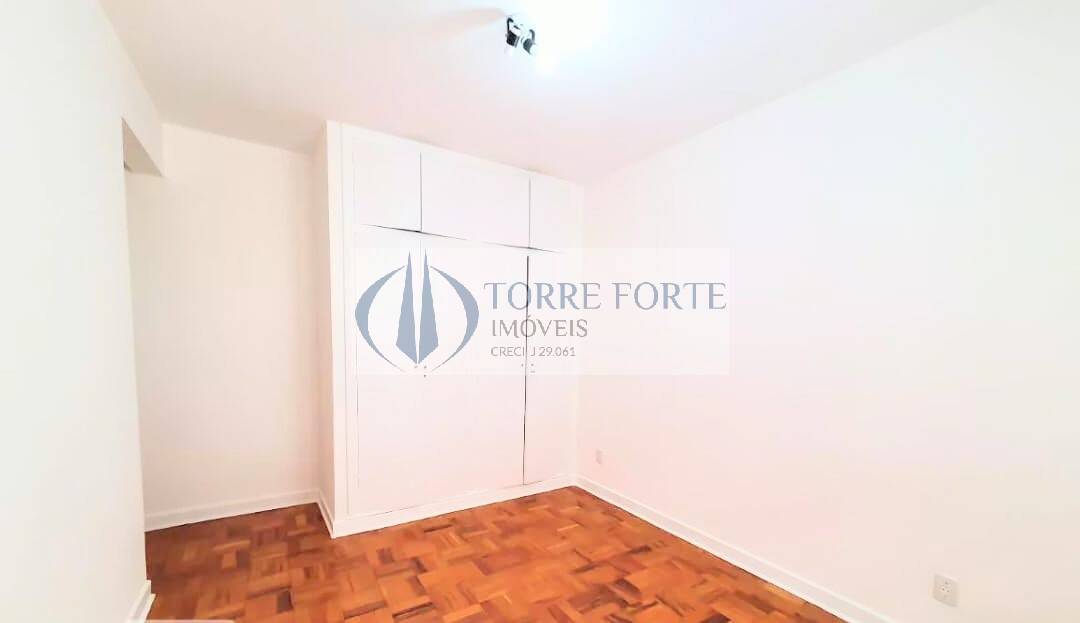 Apartamento à venda com 2 quartos, 70m² - Foto 11