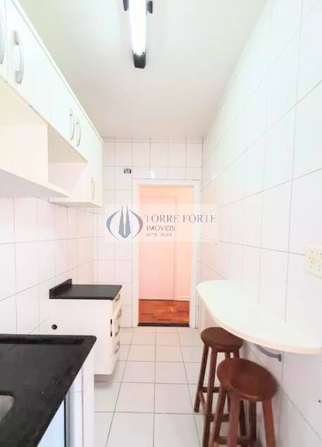 Apartamento à venda com 2 quartos, 70m² - Foto 14