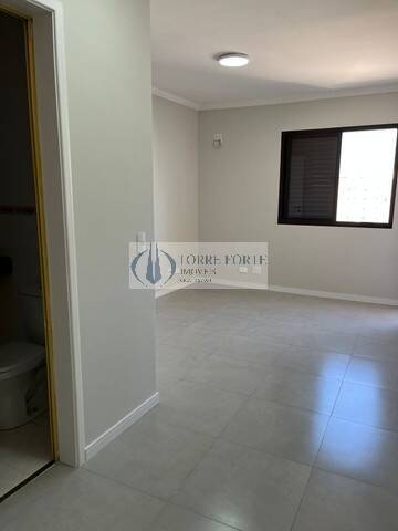 Apartamento à venda com 3 quartos, 170m² - Foto 11