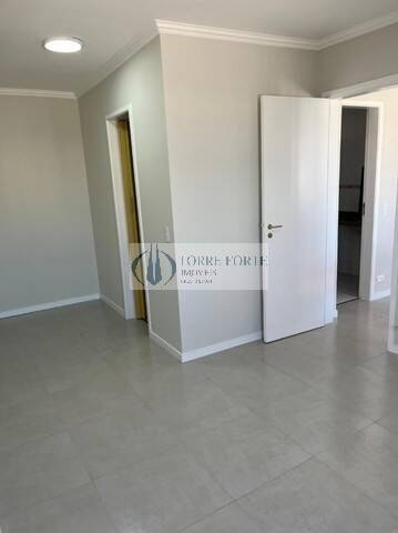 Apartamento à venda com 3 quartos, 170m² - Foto 10