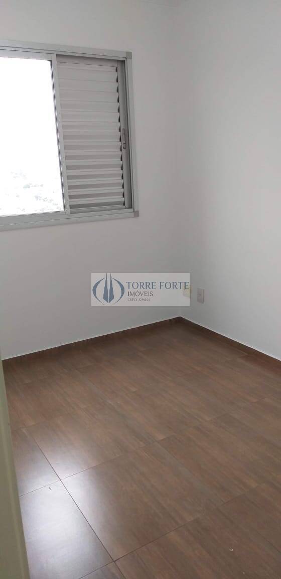 Apartamento à venda com 3 quartos, 61m² - Foto 9