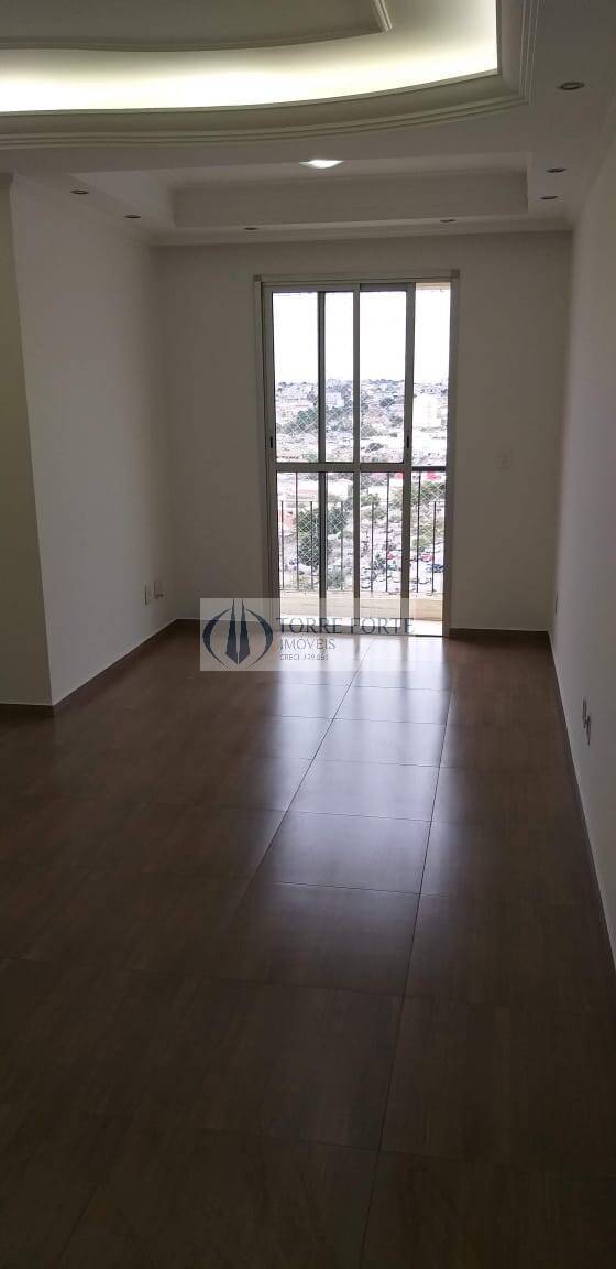 Apartamento à venda com 3 quartos, 61m² - Foto 2