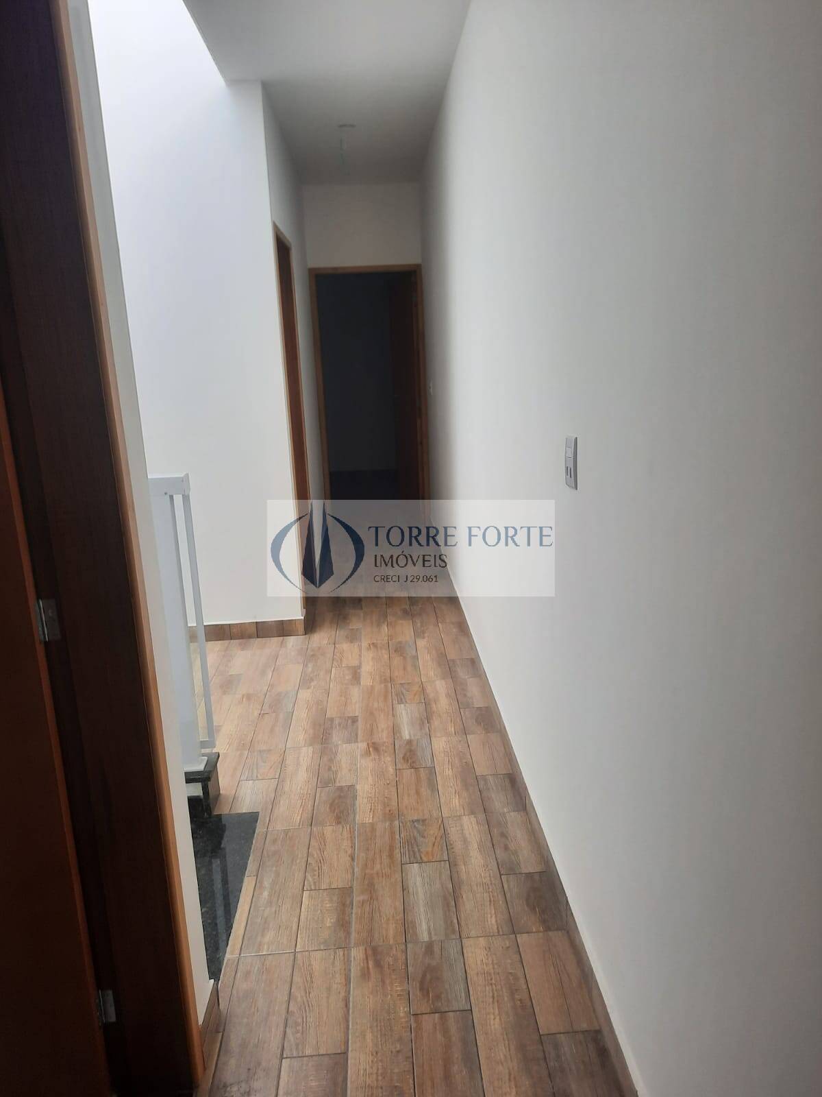 Casa à venda com 3 quartos, 114m² - Foto 4